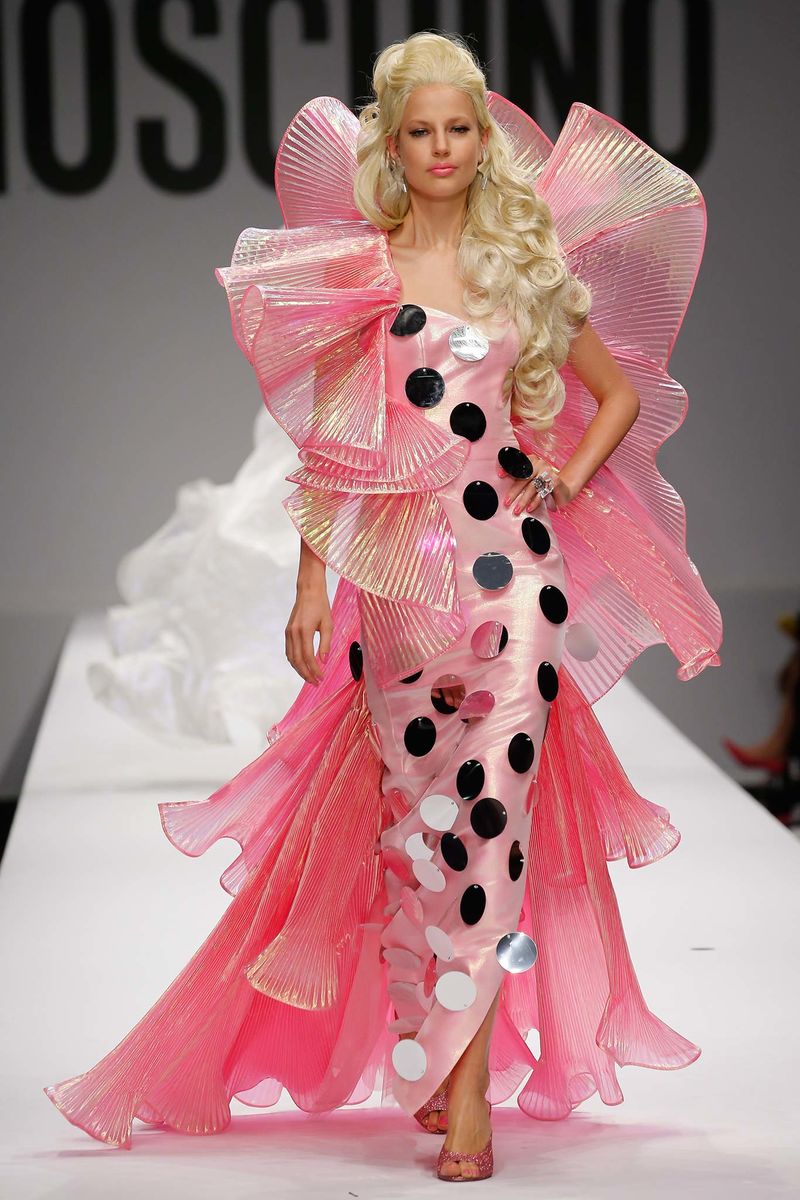Milan Fashion Week 2014: Moschino's Colourful Barbie Doll-Inspired Spring  Summer 2015 Collection